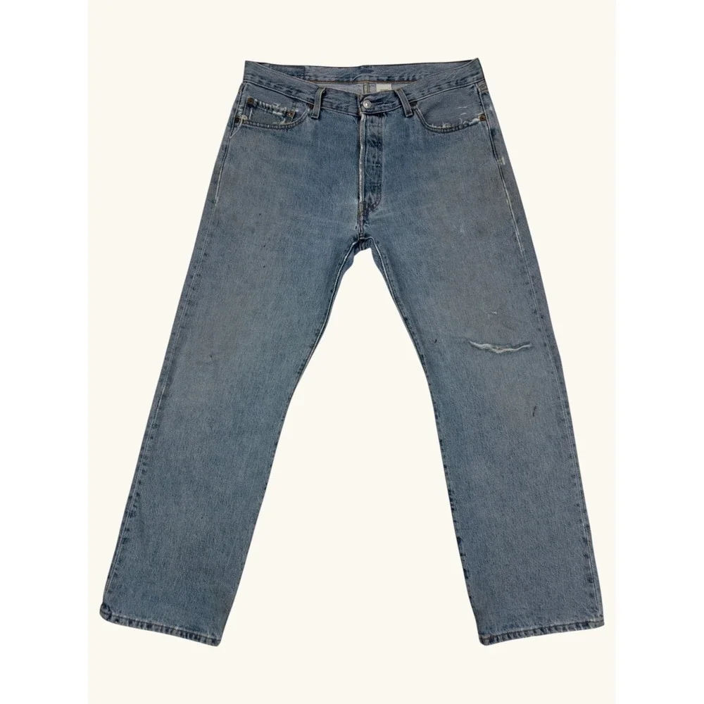 Vintage Levis 501 Mens Light Wash Denim Straight Leg Button Fly Jeans 35x29